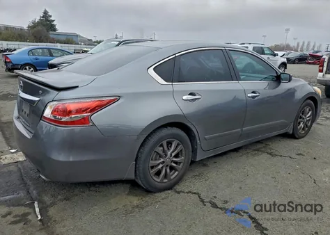 2015 Nissan Altima 2.5 from USA, damaged, VIN 1N4AL3APXFC438871